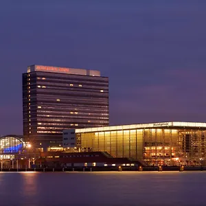 **** Otel Moevenpick Centre Hollanda